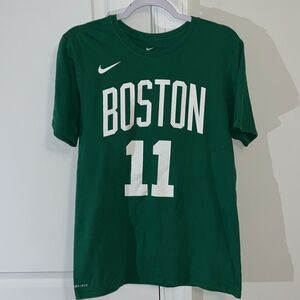Nike Dri Fit NBA Logo Boston Celtics Jersey T shirt M Men’s The Garden 11